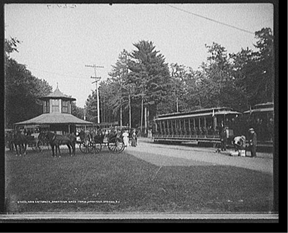 Main entrance, Saratoga race track, Saratoga Springs, N.Y., [between 1900 and 1910] — historic photograph