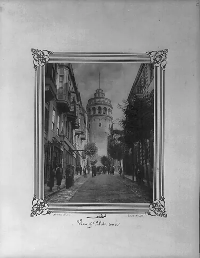 [The Galata Tower] / Abdullah Frères, Constantinople.