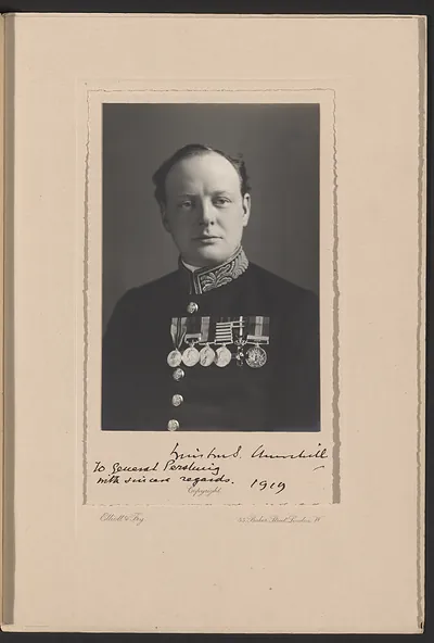 [Winston Churchill, head-and-shoulders portrait, facing front] / /Elliott & Fry, London.