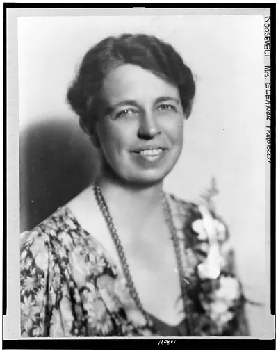 [Mrs. Franklin Delano Roosevelt, head-and-shoulders portrait, facing slightly right]