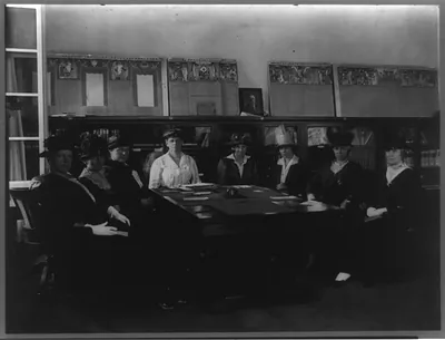 [Miss Mabel Boardman and women delegates to the American Red Cross]