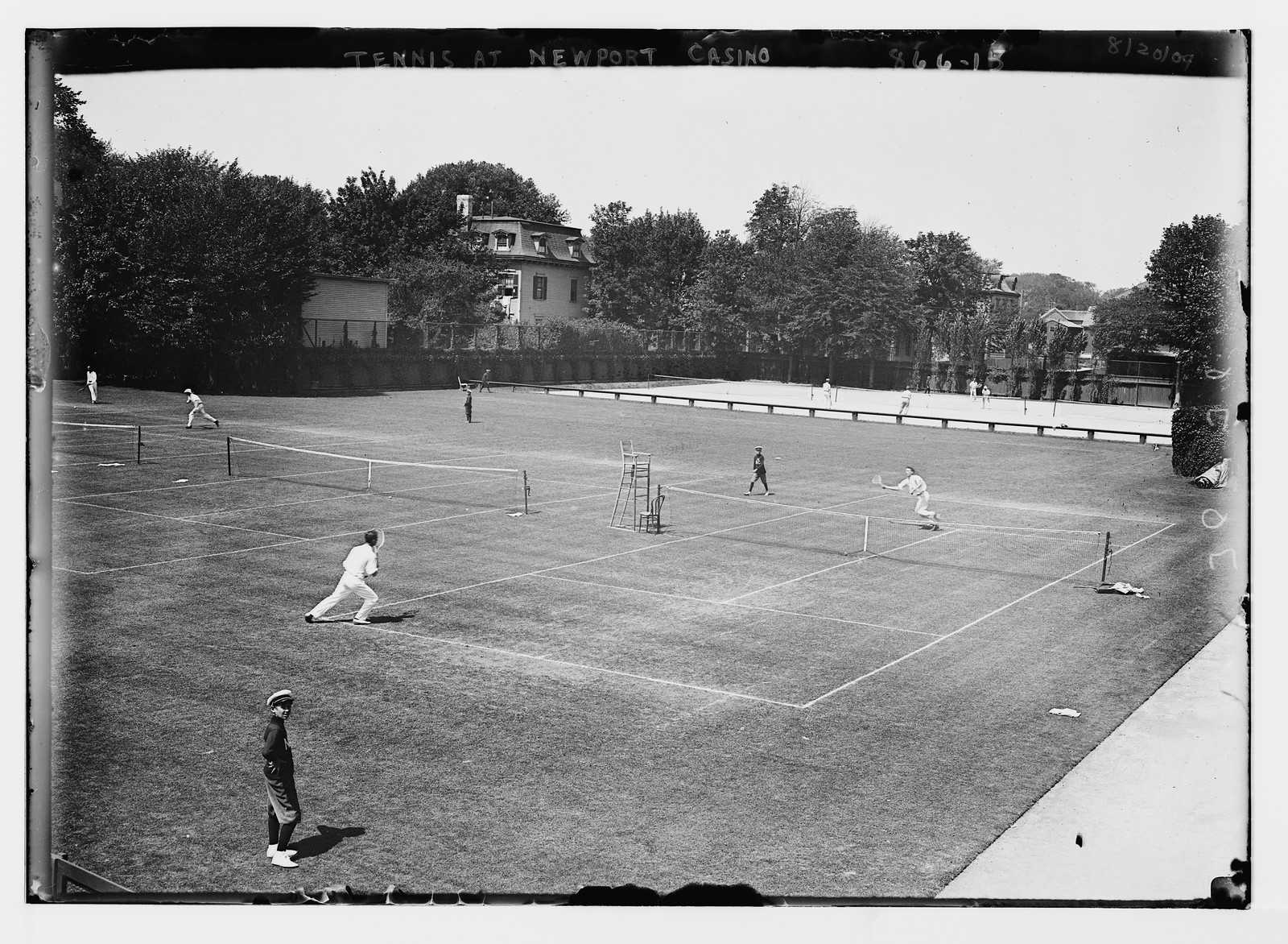 Tennis at Casino, Newport, 8/20/09. — historic photograph