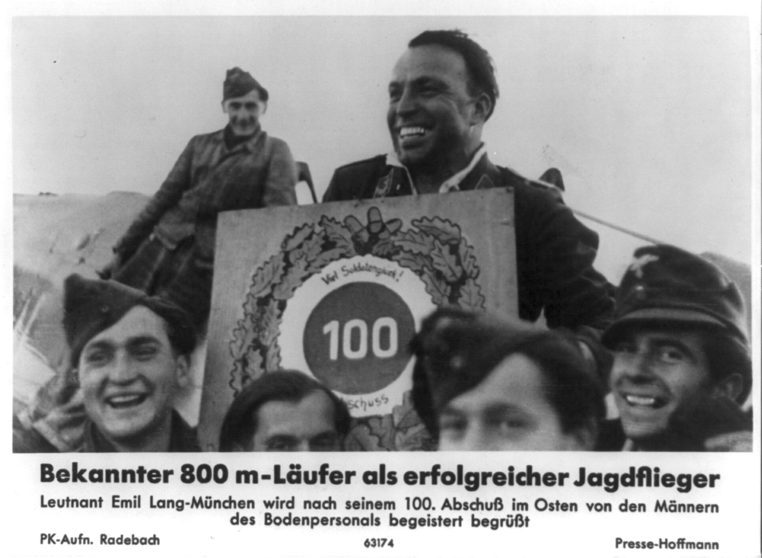 Bekannter 800 m-Läufer als erfolgriecher Jagdflieger, 1944 — historic photograph