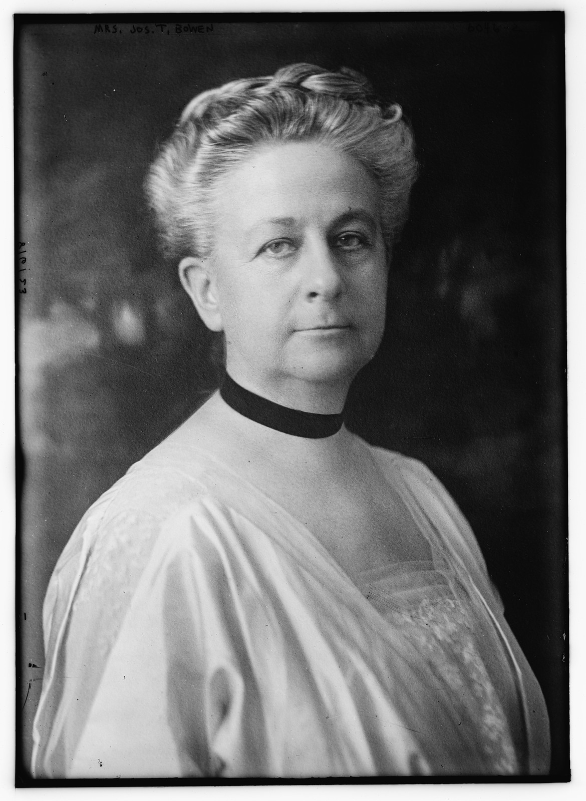 Mrs. Jos. T. Brown, n/a — historic photograph