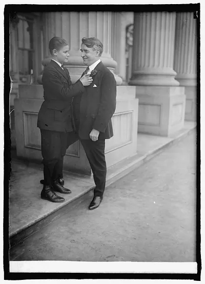 Sen. Copeland & page boy, 3/31/24