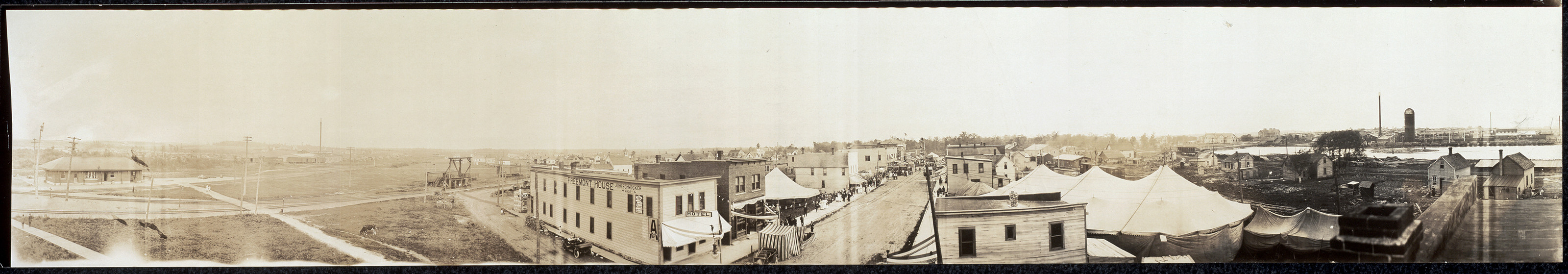 Birds eye view of Owen, Wisconsin, 1912, 1912 — historic image