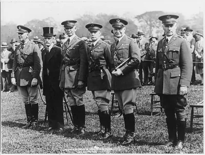 [Major Maxwell Murray, Andrew Mellon, Gen. Austin, Gen. Williams and Col. Tschaffat reviewing battalion parade by the 16th Field Artillery, Ft. Meyer, Va., on the Washington Monument Grounds]