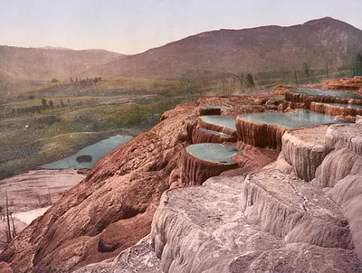 Travertine terraces with turquoise pools, Yellowstone National Park