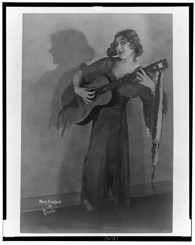 Mary Pickford in Rosita