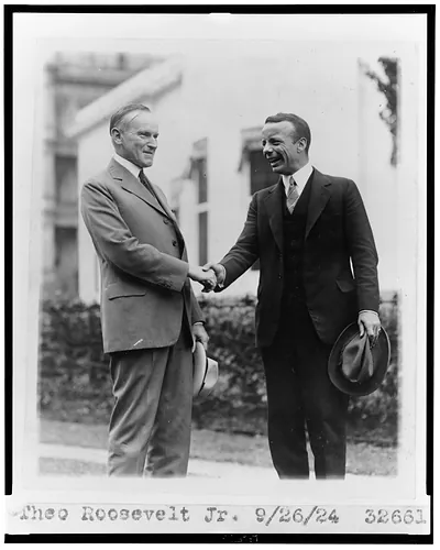 Theo Roosevelt Jr. [shaking hands with Calvin Coolidge]