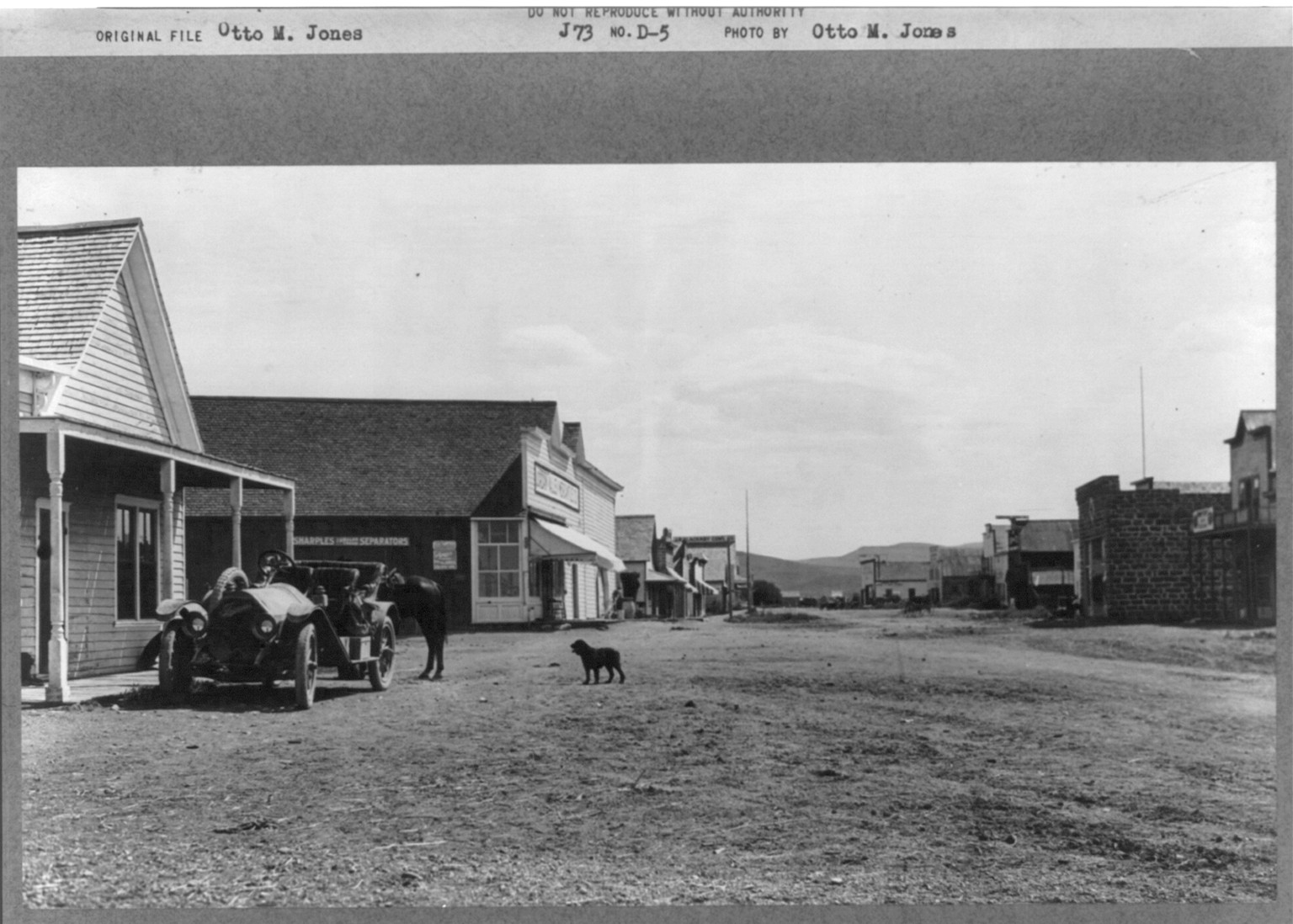 Jordan Valley, Oregon - 1919-20? - Main Street, [between 1919 and 1920?] — historic photograph