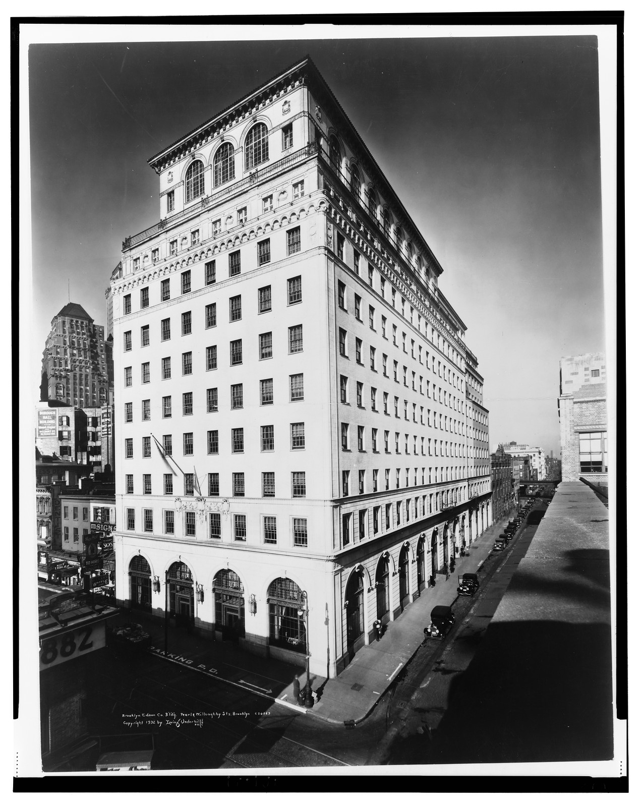 Brooklyn Edison Co. Bldg., Pearl & Willoughby Sts., Brooklyn, c1932. — historic photograph