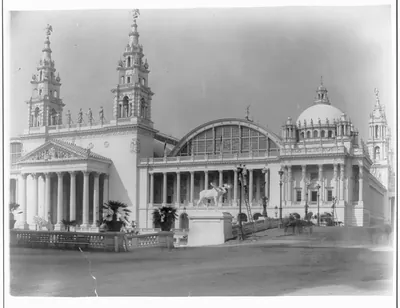[World's Columbian Expo., Chicago, 1892: Palace of Mechnical Arts, rt. front]