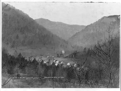View of mining town, Dorothy, W.Va. - Big Coal Co.
