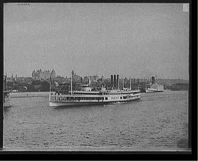 [Steamer Albany of Hudson River Day Line, Albany, N.Y.]