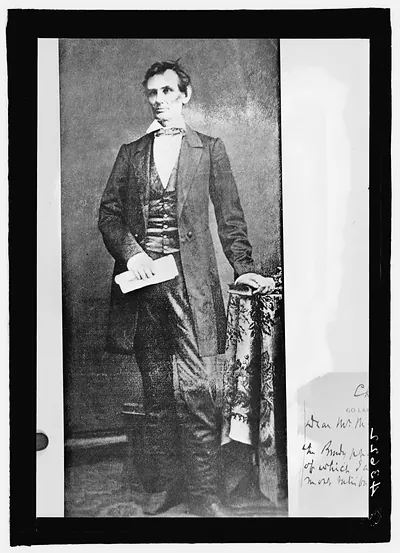 Photo of Lincoln, full length