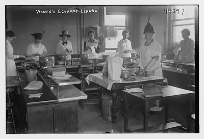 Women's Economy League