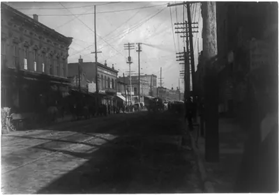 [Street scene in business district, possibly in Atlanta, Georgia]
