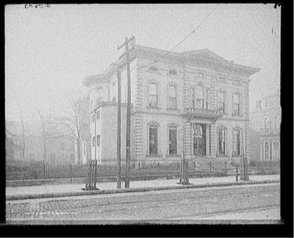 Pendennis club, Louisville, Ky., c1906. — historic photograph