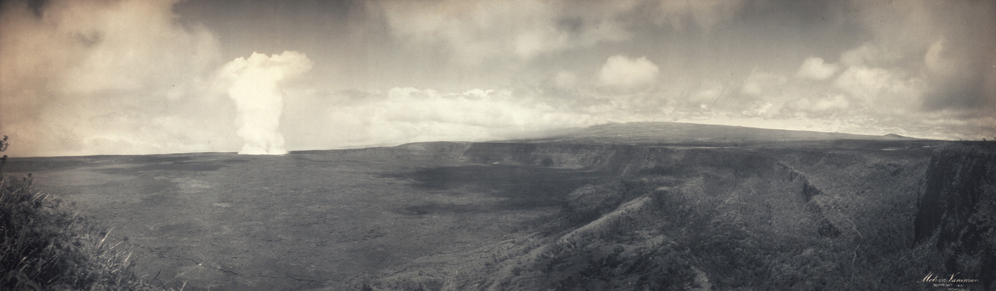 Crater of Kilauea, Hawaii, 1902, 1902 — historic image