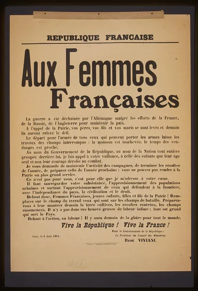 Aux femmes franccedilaises. La guerre a eacuteteacute deacutechaicircneacutee par lAllemagne malgreacute les efforts de la France de la Russie de lAngleterre pour maintenir la paix