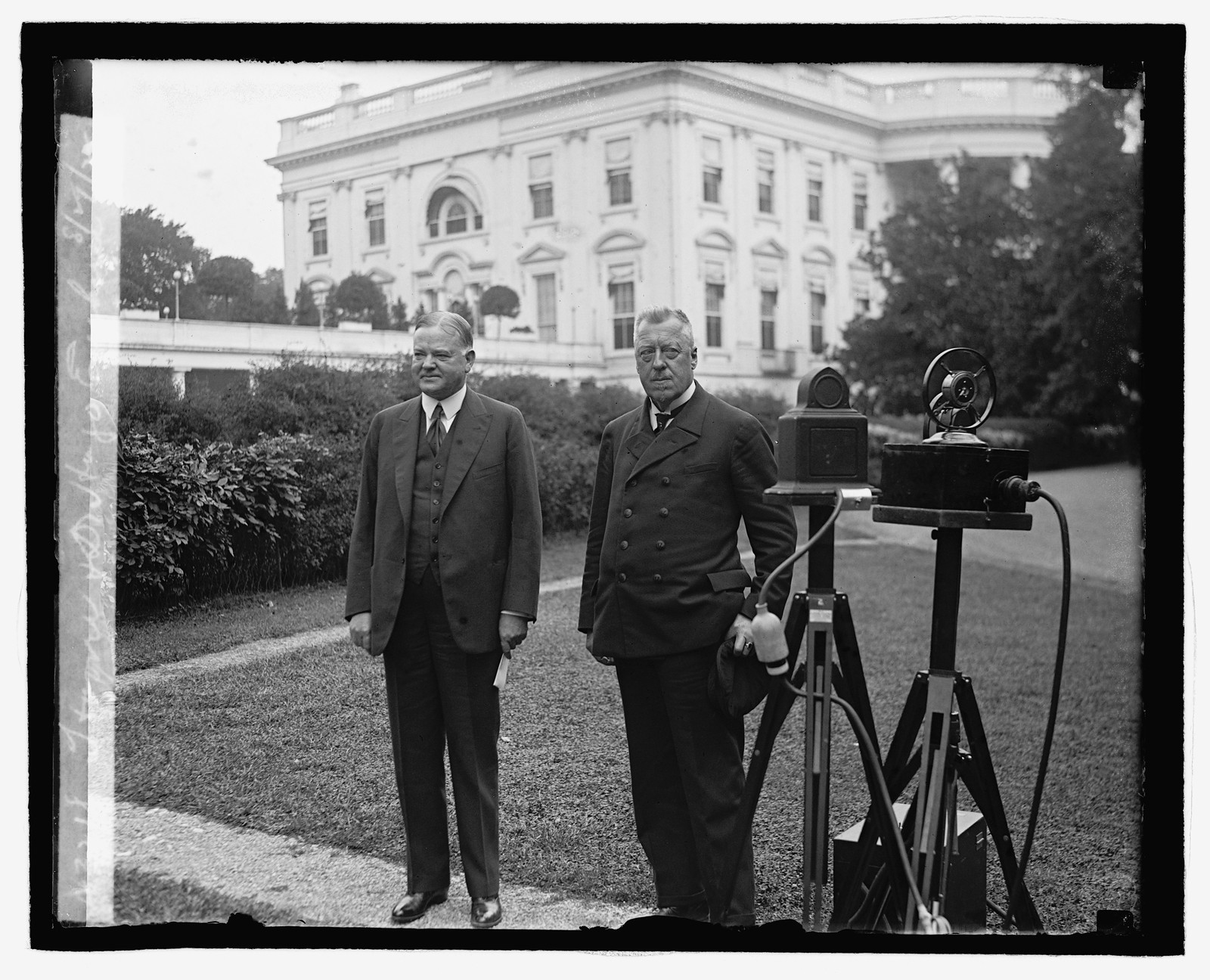 Hoover & Dr. Hugo Eichner, 8/29/29, [19]29 August 29. — historic photograph