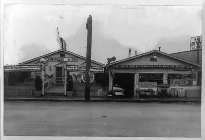 [Joe's seafood restaurant and Joe's clam bar, Brooklyn, New York]