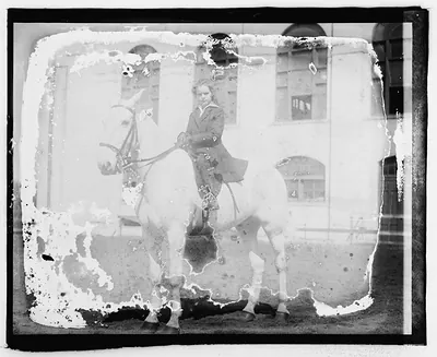 Eliz. Breckenridge on Quaker, [daughter of] Henry Breckenridge, 2230 California St.