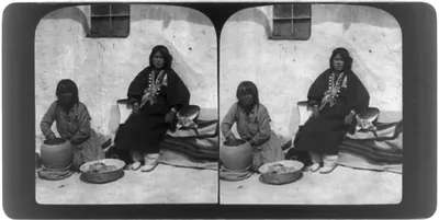 How all our pottery manufacturers began - an Indian potter at work - Arizona