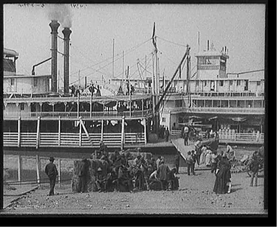 [The Steamboat landing, Vicksburg, Miss.]