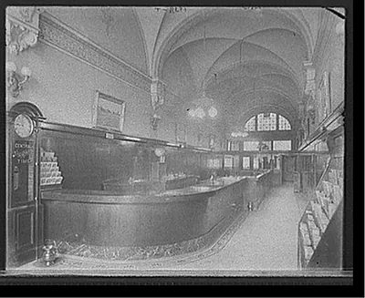 [Grand Trunk Western Railroad, ticket office, Detroit, Mich.]
