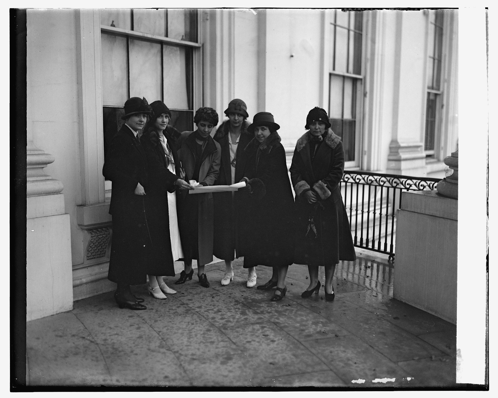 Mrs. Coolidge & Y.W.C.A. delegation, 12/2/25, [19]25 December 2. — historic photograph