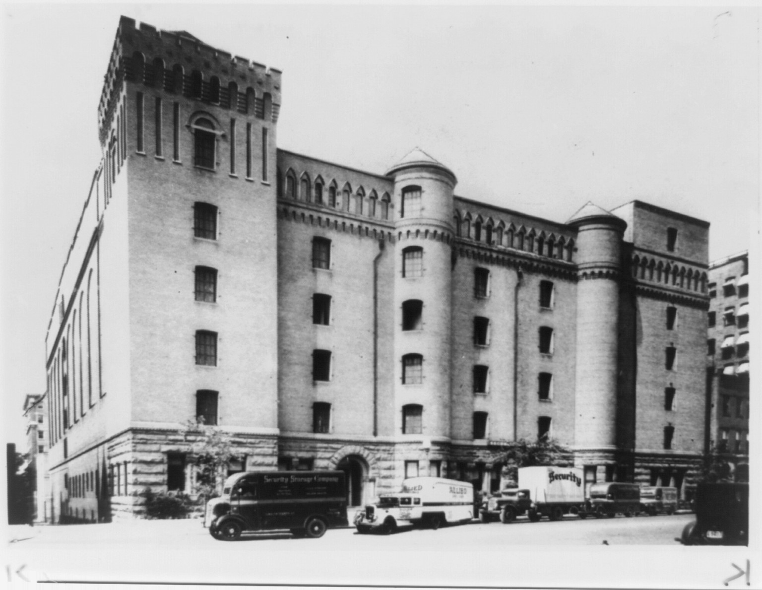 Security Storage warehouse, 1140 15th St., N.W., Washington, D.C., [between 1920 and 1950] — historic photograph