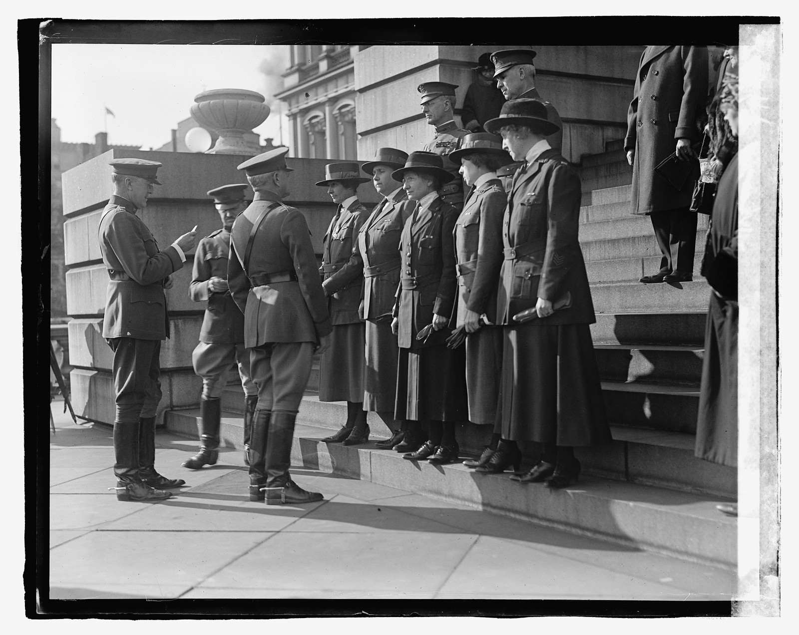 [General Pershing and unidentified group on steps], [1923] — historic photograph
