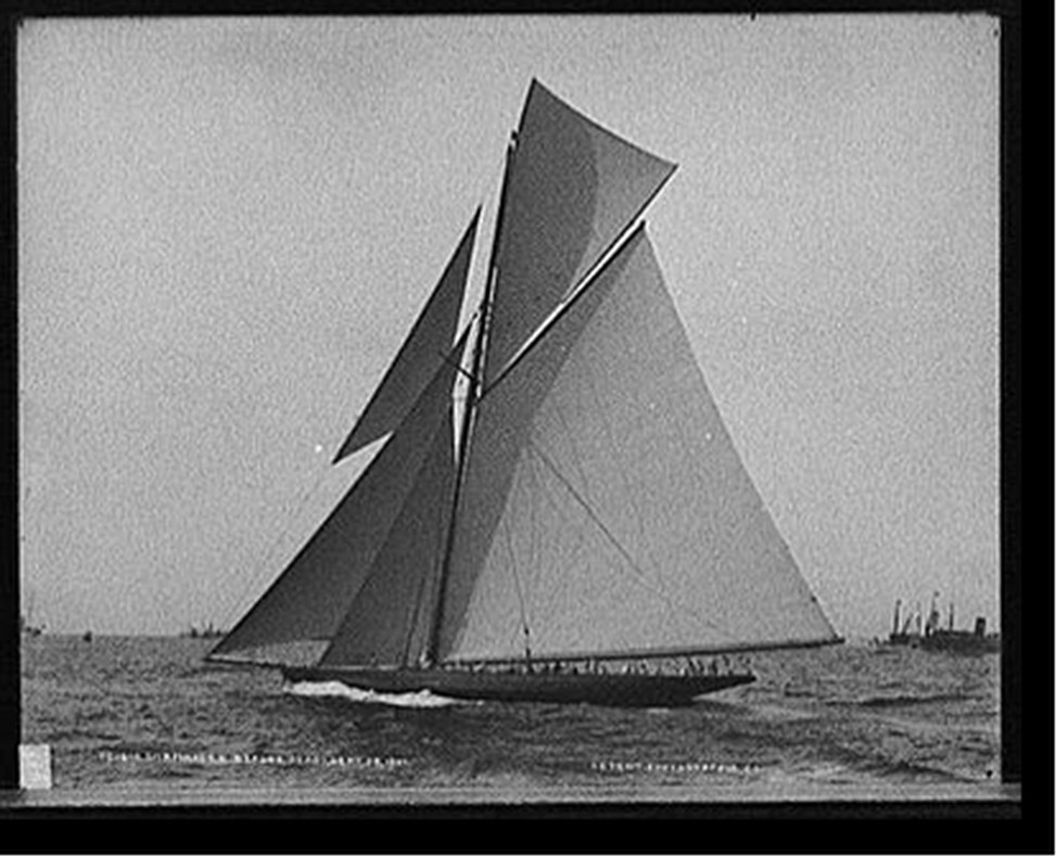 Shamrock II before start, 1901 Sept. 28. — historic photograph