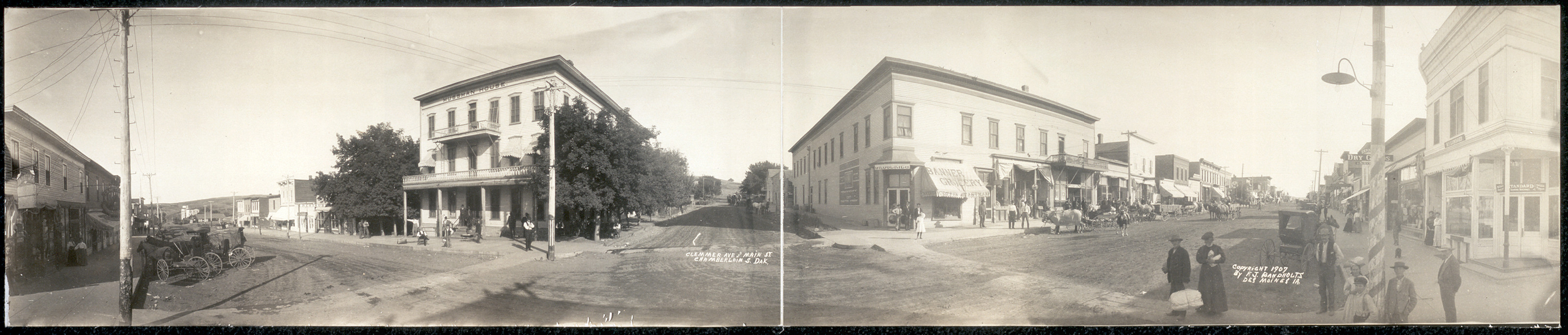Clemmer Ave. Main St., Chamberlain, South Dakota, 1907, 1907 — historic image
