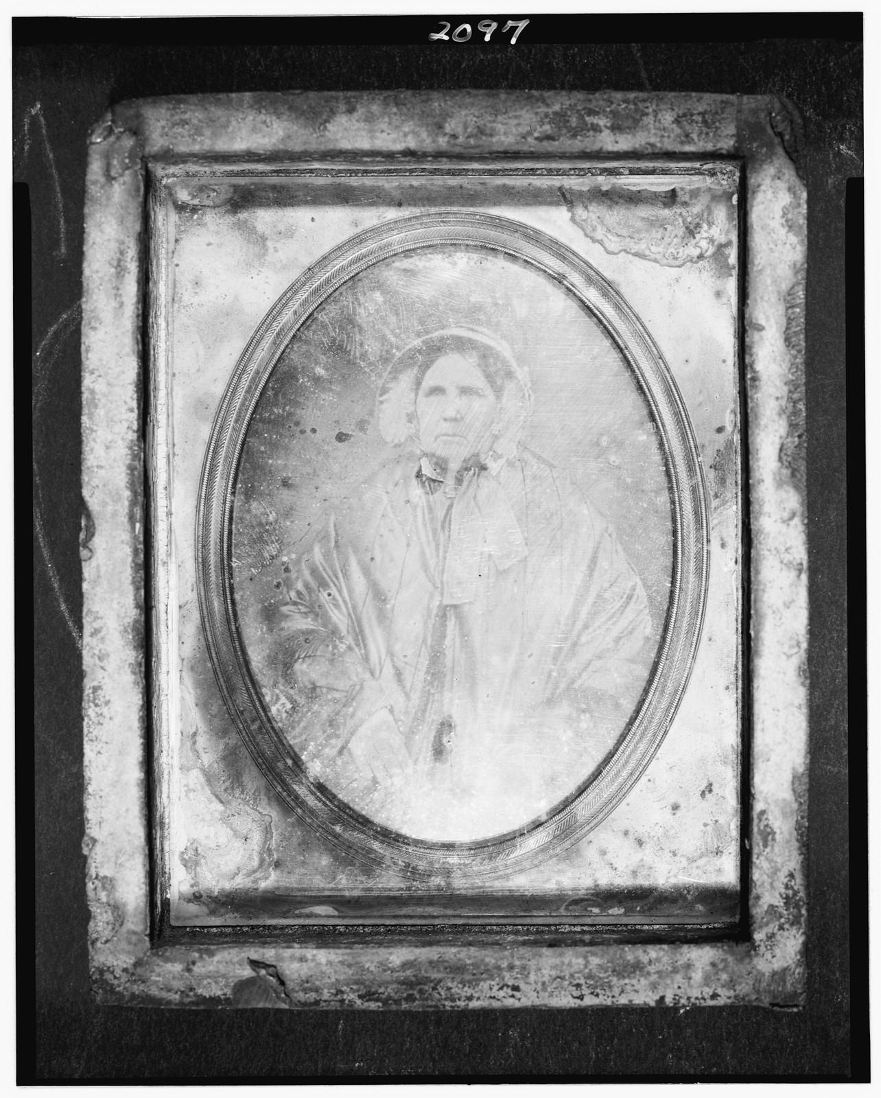 [Morteotype of Mary Gideon, half-length portrait of a woman, facing front], [ca. 1853] — historic photograph