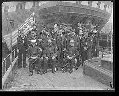 U.S.S. Free Lance, officers and crew