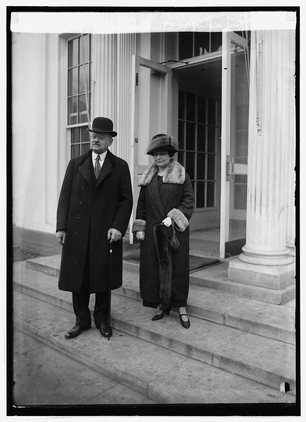 Mr. & Mrs. John D. Prince at W.H. [i.e. White House, Washington, D.C.], [ca. 1924] — historic photograph