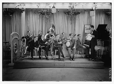 Spechr Band