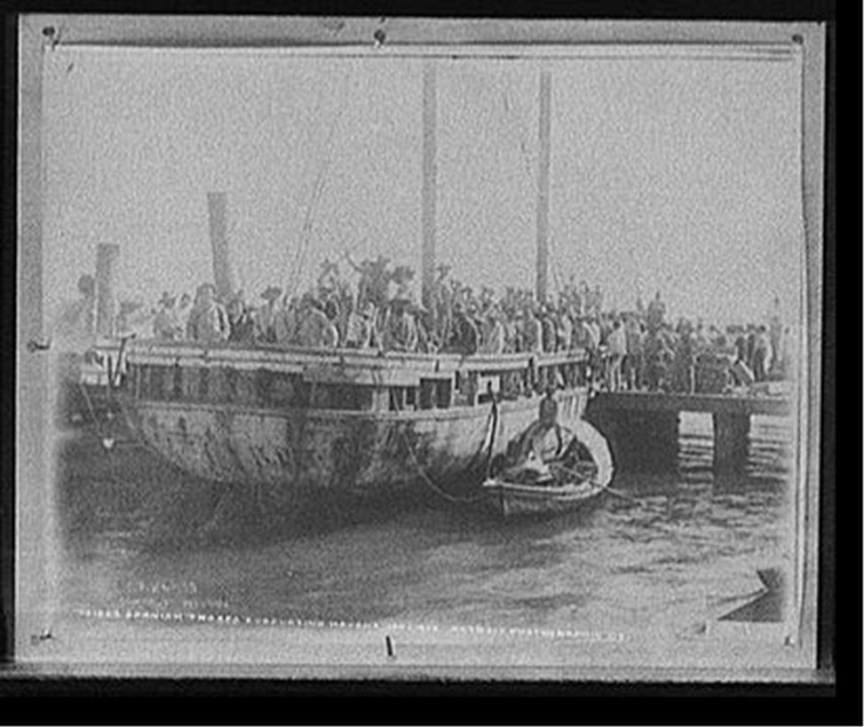 Spanish troops evacuating Havana, Jan. 1, 1899, [ca. 1900] — historic photograph