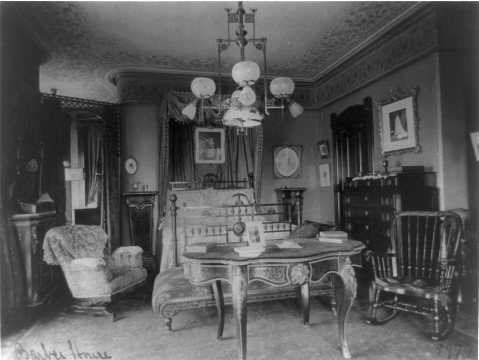 [Barber house, Washington, D.C. - bedroom], [between 1890 and 1950] — historic photograph