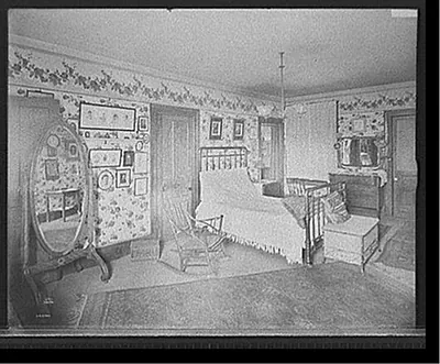 [Douglas residence, bedroom with cheval glass, Detroit, Mich.]