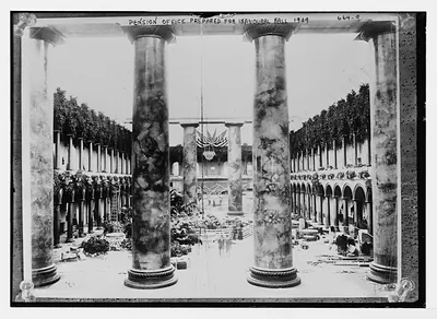 Preparing grand interior of Pension office for Taft Inaugural Ball, Washington, D.C.