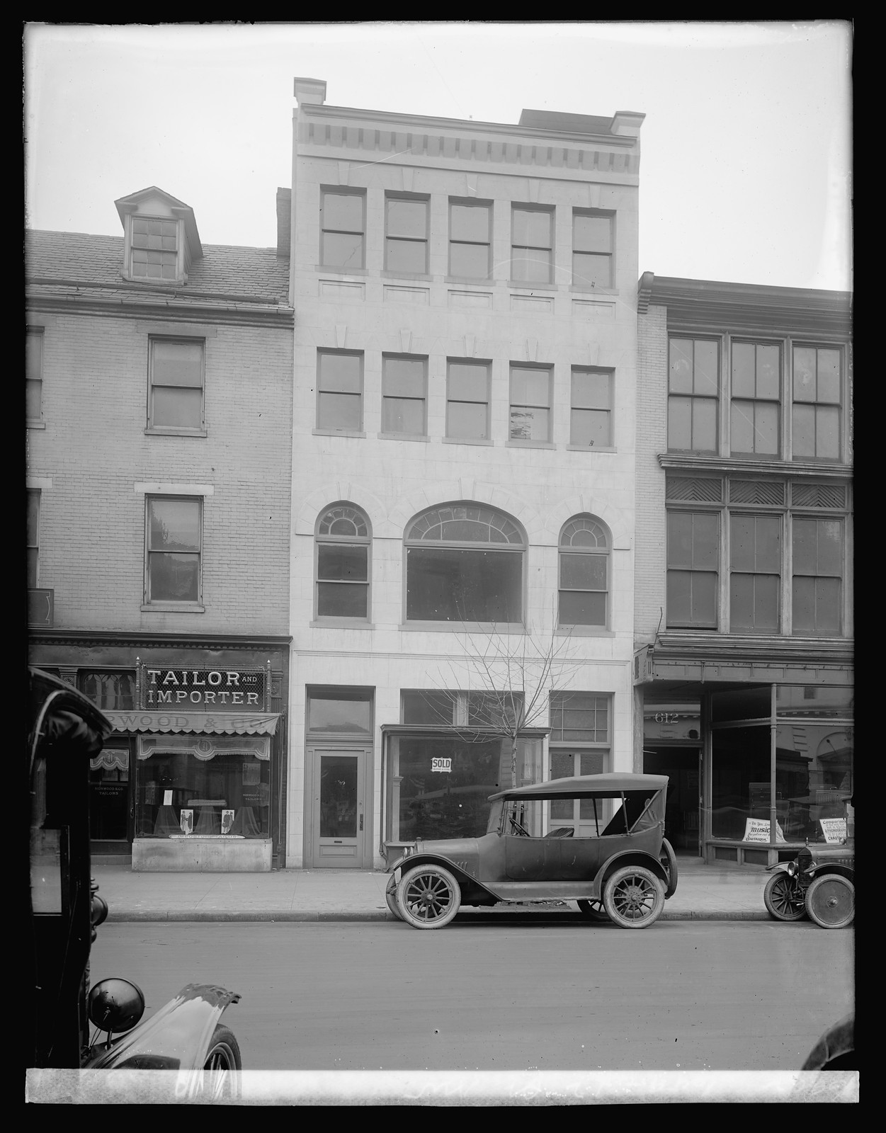 609 12 St., N.W., [Washington, D.C.], [between 1921 and 1922] — historic photograph