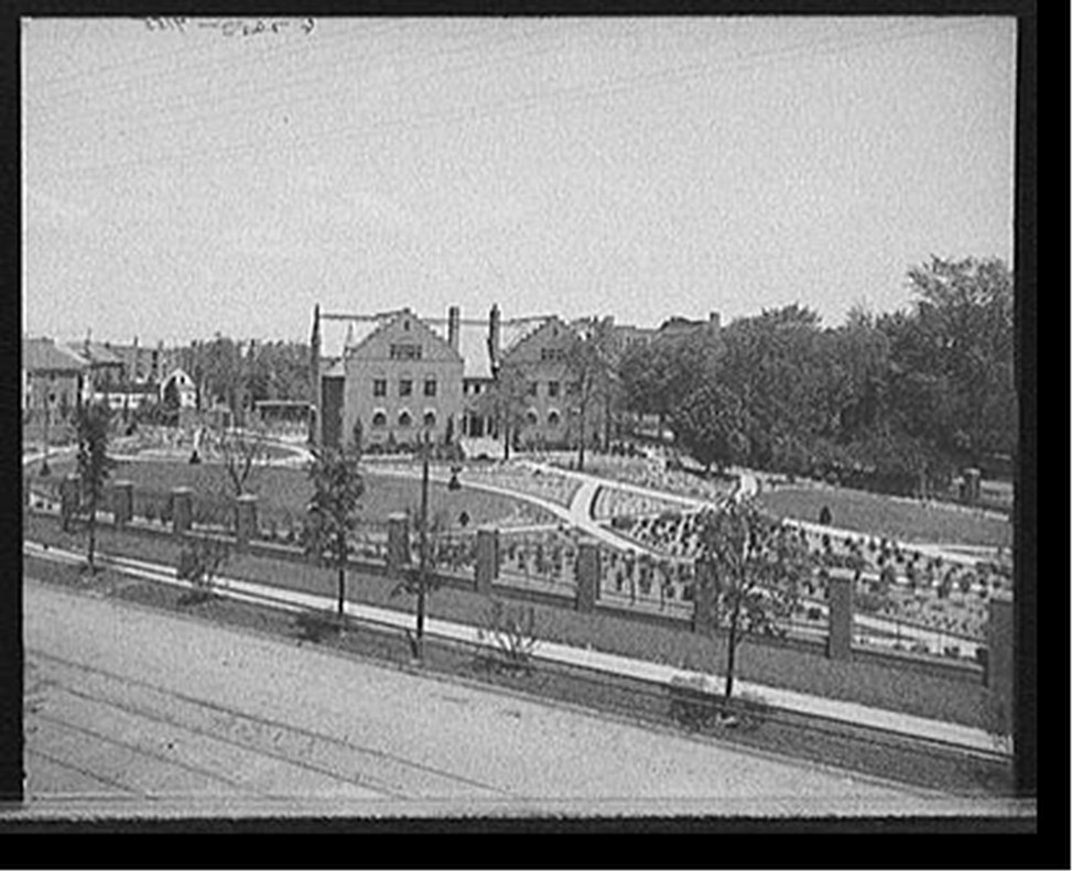 [View of home and landscaped garden, probably in Detroit, Mich.], [between 1900 and 1920] — historic photograph