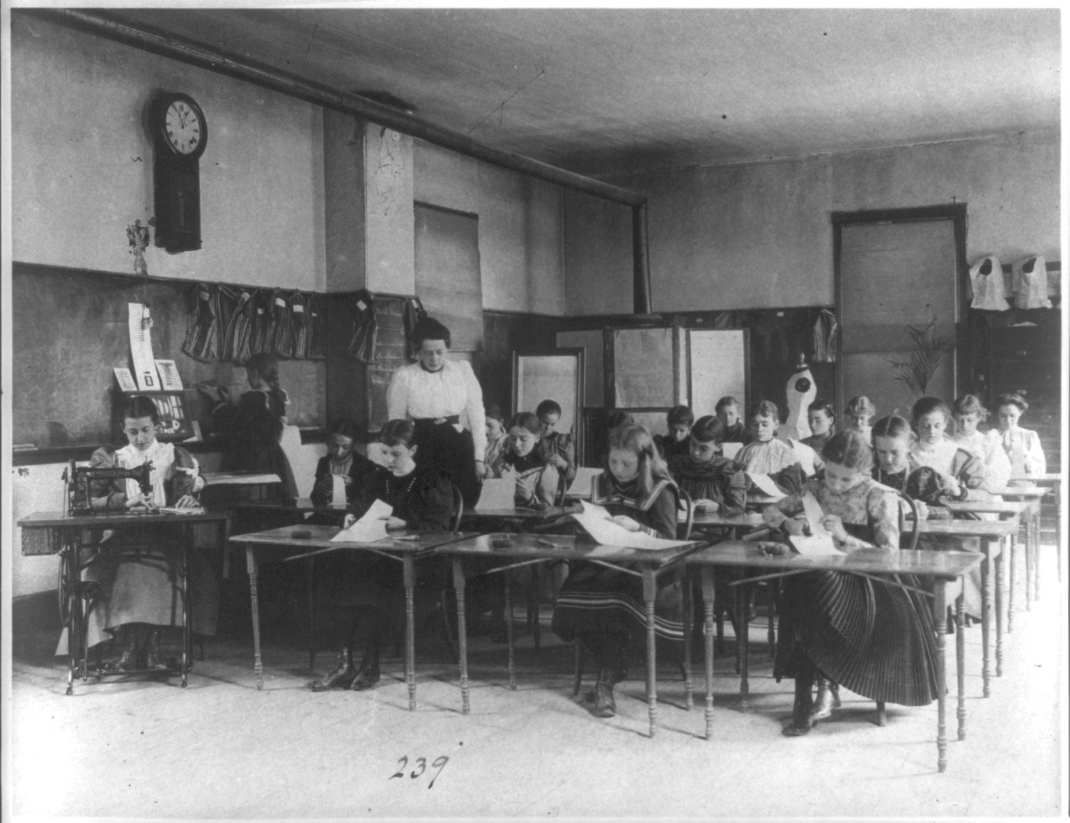 [Sewing class, 3rd Division], [1899?] — historic photograph