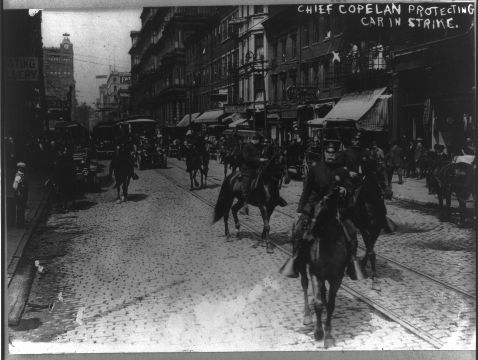 Chief Copelan protecting streetcar in strike, Cincinnati, May 17, 1913, 1913 May 17. — historic photograph
