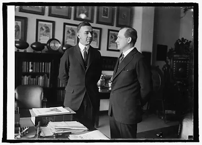 Capts. C.T. Brooks & L.W. Burnham, Marine aides to President, [1/12/25]