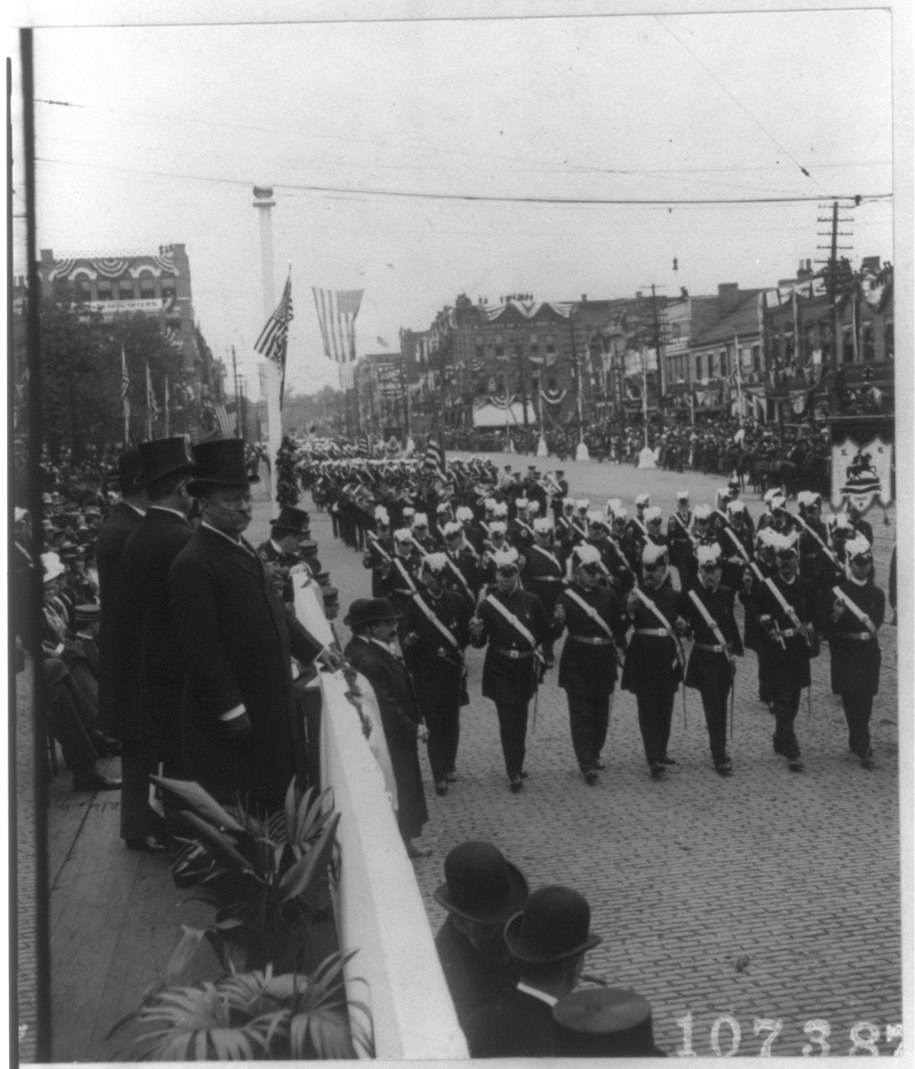 President Theodore Roosevelt, reviewing parade on McKinley Memorial Day, Canton, Ohio, Sept. 30, 1907, c1907 Oct. 7. — historic photograph